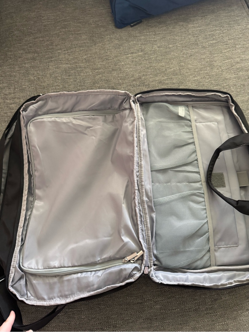 Bagsmart Black Weekender Travel Bag - Picture 5 of 7